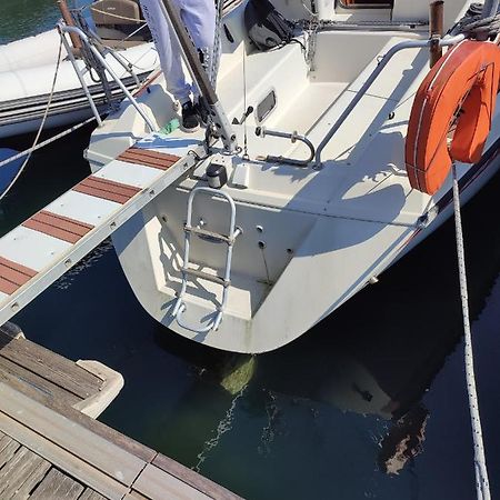 Bateau A Quai St Raphael, 4 Couchages , Voilier Etap 28I Ξενοδοχείο Saint-Raphaël Εξωτερικό φωτογραφία
